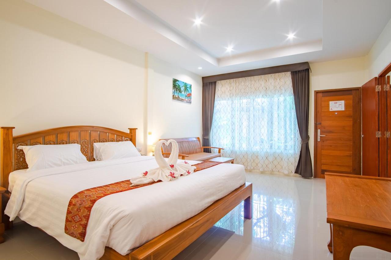 Prayai Changthai Resort Phuket ภายนอก รูปภาพ